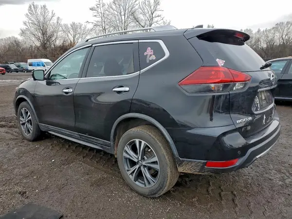 JN8AT2MV3KW385846 2019 NISSAN ROGUE - Image 2