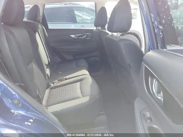 JN8AT2MV3KW386995 2019 NISSAN ROGUE - Image 8