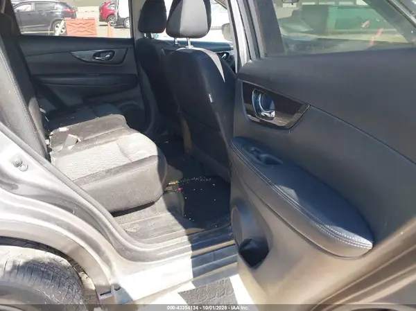 JN8AT2MV3KW390173 2019 NISSAN ROGUE - Image 8
