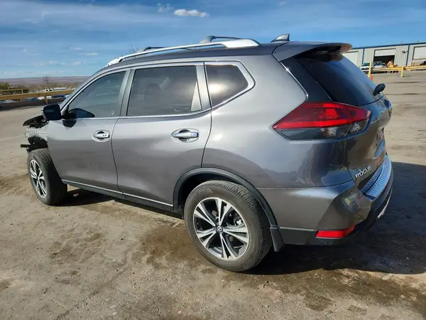 JN8AT2MV3KW399746 2019 NISSAN ROGUE - Image 2