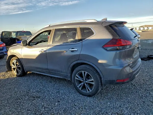 JN8AT2MV3KW402001 2019 NISSAN ROGUE - Image 2
