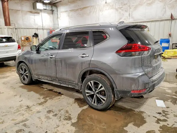 JN8AT2MV3LW104033 2020 NISSAN ROGUE - Image 2