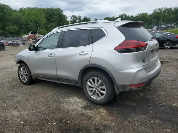 JN8AT2MV3LW107529 2020 NISSAN ROGUE - Image 2