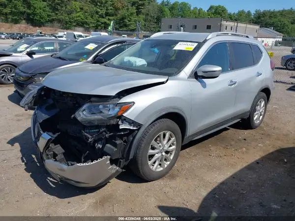 JN8AT2MV3LW110527 2020 NISSAN ROGUE - Image 2