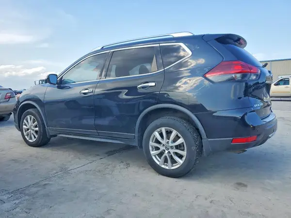 JN8AT2MV3LW110754 2020 NISSAN ROGUE - Image 2