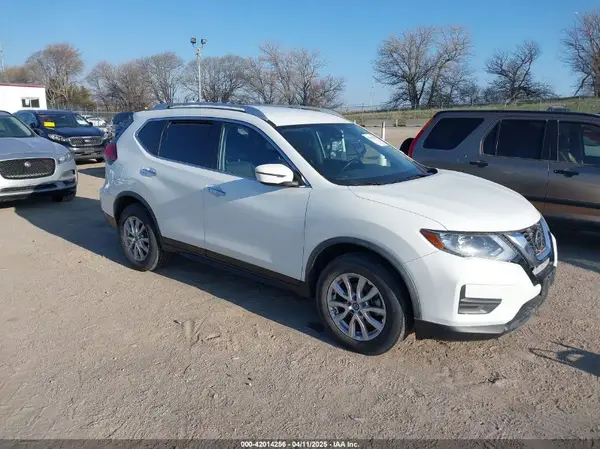 JN8AT2MV3LW113332 2020 NISSAN ROGUE - Image 1