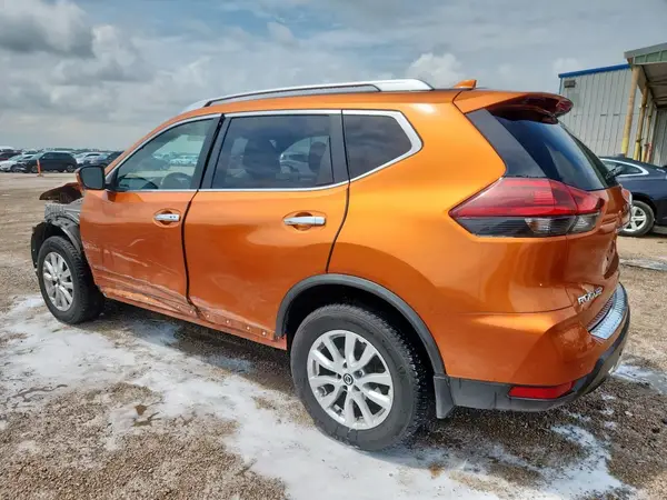 JN8AT2MV3LW116098 2020 NISSAN ROGUE - Image 2