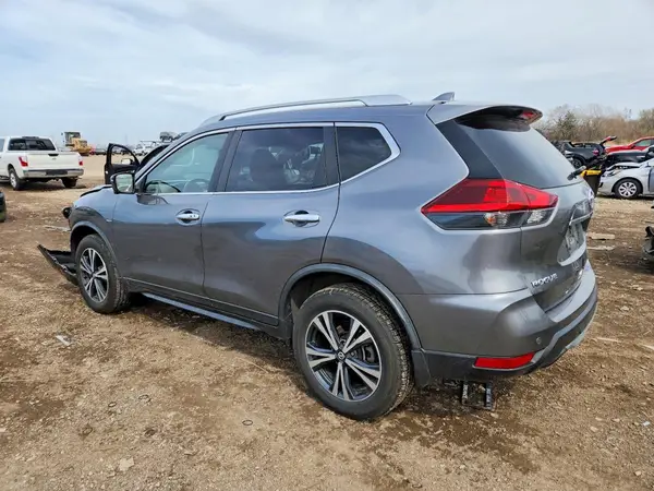 JN8AT2MV3LW120507 2020 NISSAN ROGUE - Image 2