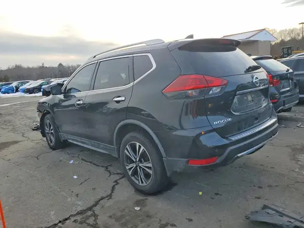 JN8AT2MV3LW124959 2020 NISSAN ROGUE - Image 2