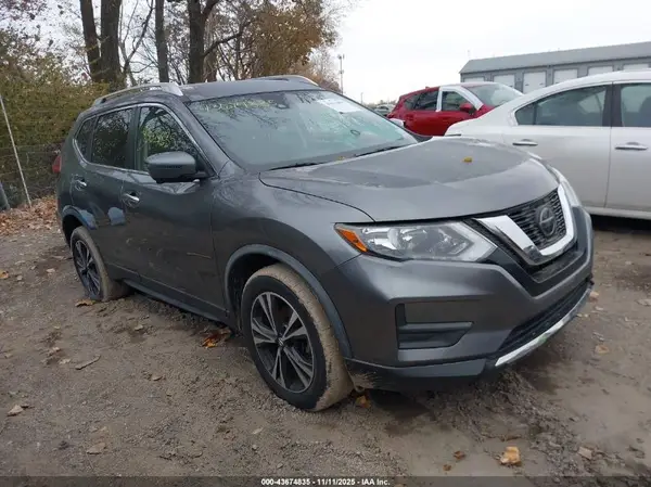 JN8AT2MV3LW131443 2020 NISSAN ROGUE - Image 1