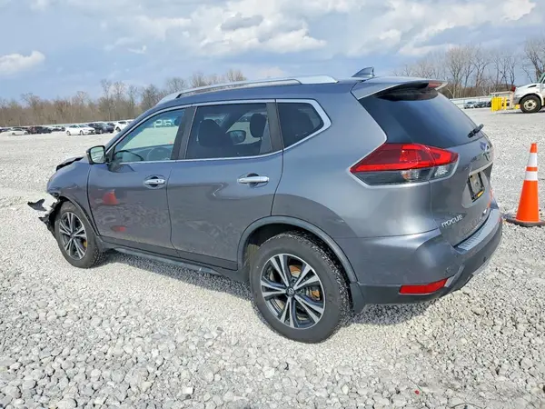 JN8AT2MV3LW137114 2020 NISSAN ROGUE - Image 2