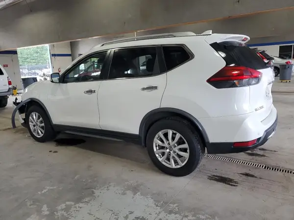 JN8AT2MV3LW138988 2020 NISSAN ROGUE - Image 2