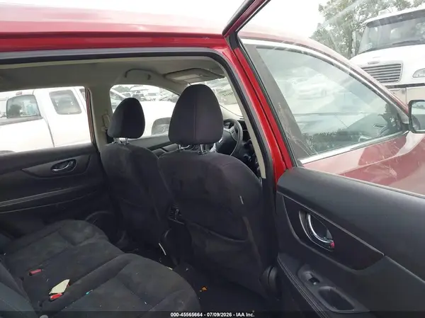 JN8AT2MV4GW136205 2016 NISSAN ROGUE - Image 8