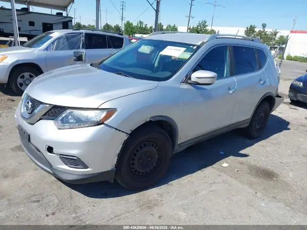 JN8AT2MV4GW138021 2016 NISSAN ROGUE - Image 2