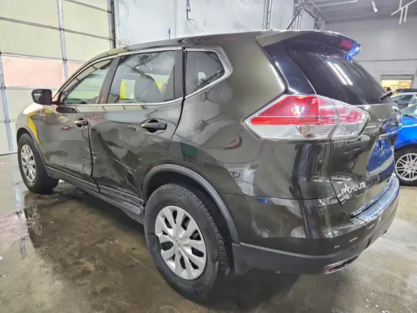JN8AT2MV4GW145504 2016 NISSAN ROGUE - Image 2