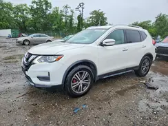 JN8AT2MV4HW000674 2017 NISSAN ROGUE