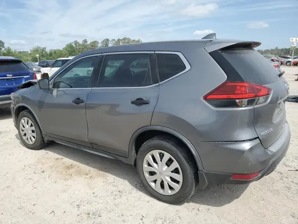 JN8AT2MV4HW000724 2017 NISSAN ROGUE - Image 2