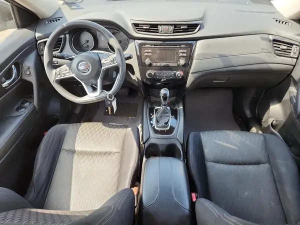 JN8AT2MV4HW000819 2017 NISSAN ROGUE - Image 8