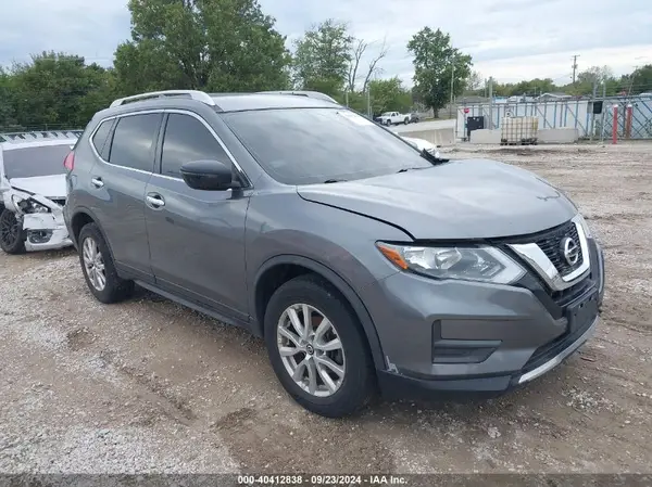 JN8AT2MV4HW002909 2017 NISSAN ROGUE - Image 1