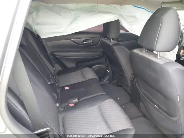 JN8AT2MV4HW002909 2017 NISSAN ROGUE - Image 8