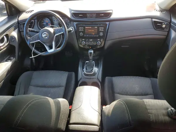 JN8AT2MV4HW004806 2017 NISSAN ROGUE - Image 8