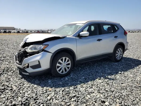 JN8AT2MV4HW006118 2017 NISSAN ROGUE - Image 1