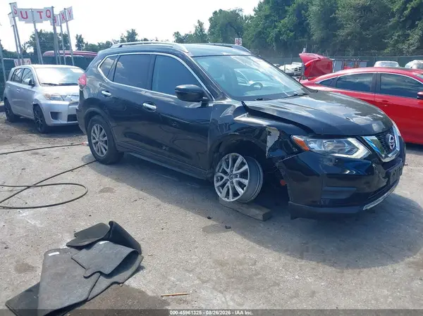 JN8AT2MV4HW006927 2017 NISSAN ROGUE - Image 1
