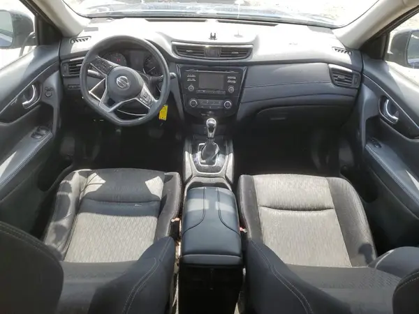 JN8AT2MV4HW008175 2017 NISSAN ROGUE - Image 8