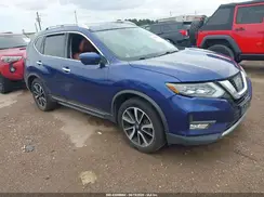 JN8AT2MV4HW008404 2017 NISSAN ROGUE