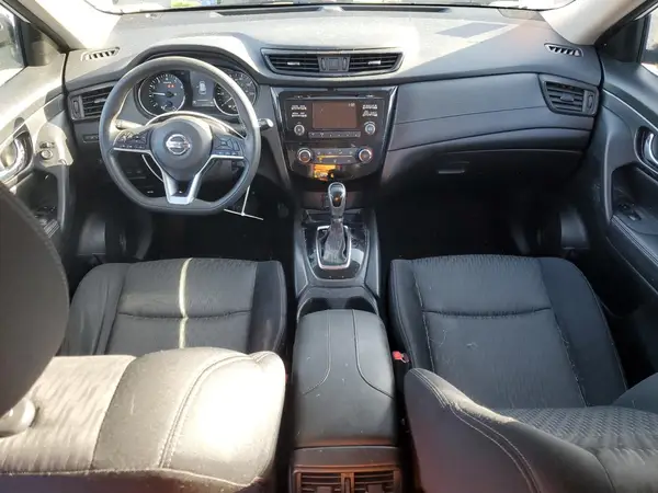 JN8AT2MV4HW009360 2017 NISSAN ROGUE - Image 8