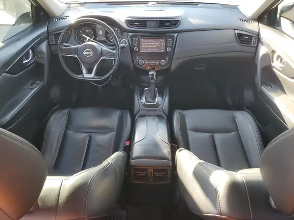 JN8AT2MV4HW012128 2017 NISSAN ROGUE - Image 8