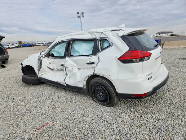 JN8AT2MV4HW012520 2017 NISSAN ROGUE - Image 2