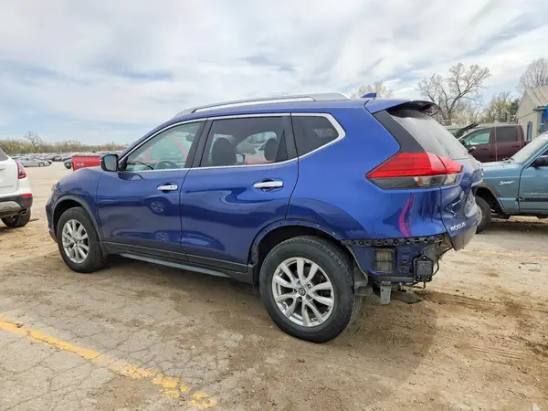 JN8AT2MV4HW012811 2017 NISSAN ROGUE - Image 2
