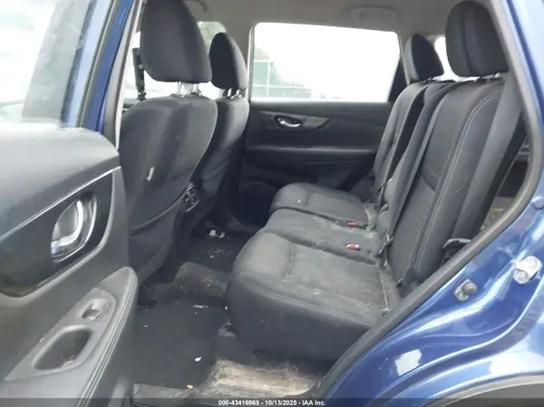 JN8AT2MV4HW014770 2017 NISSAN ROGUE - Image 8