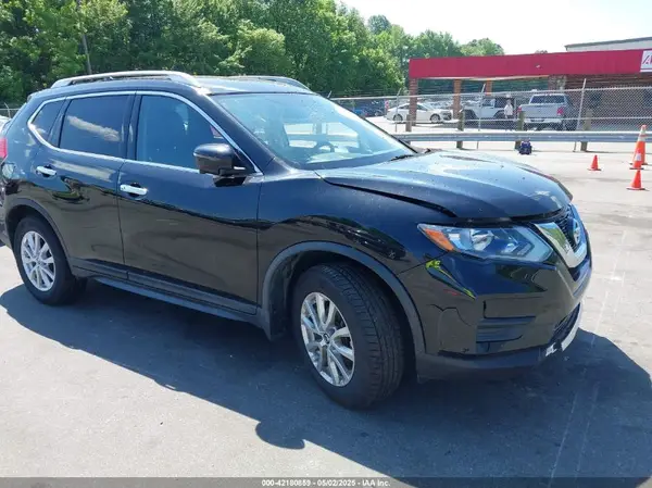 JN8AT2MV4HW016650 2017 NISSAN ROGUE - Image 1