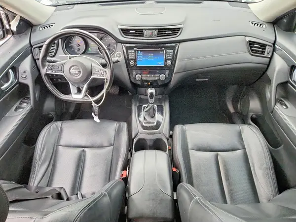 JN8AT2MV4HW017183 2017 NISSAN ROGUE - Image 8