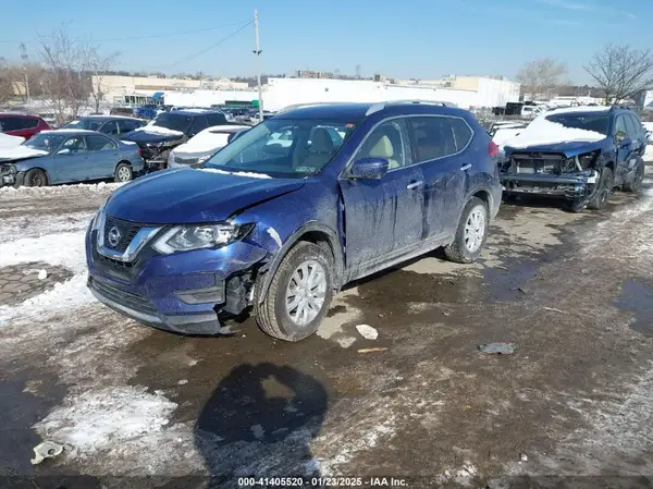 JN8AT2MV4HW019905 2017 NISSAN ROGUE - Image 2