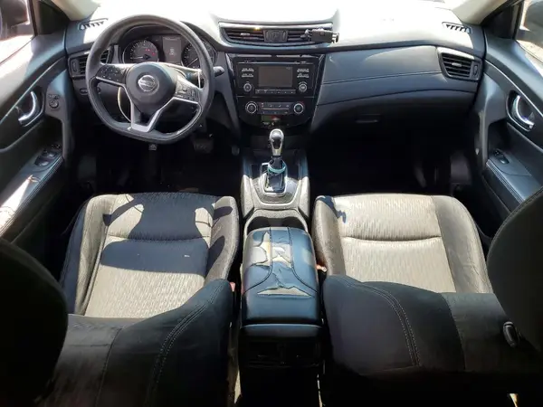 JN8AT2MV4HW020410 2017 NISSAN ROGUE - Image 8