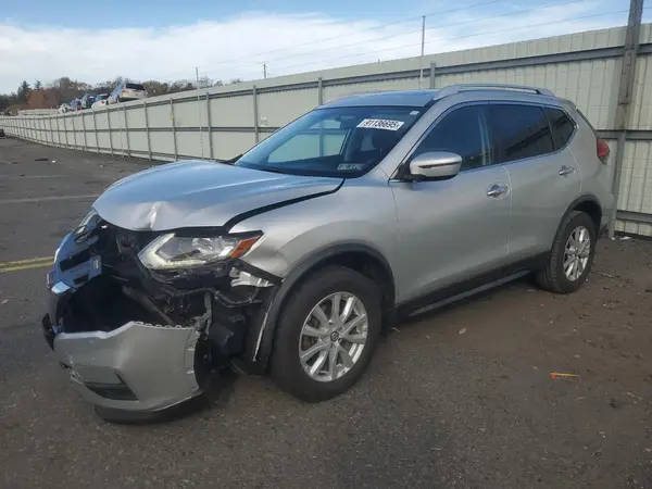 JN8AT2MV4HW021010 2017 NISSAN ROGUE - Image 1
