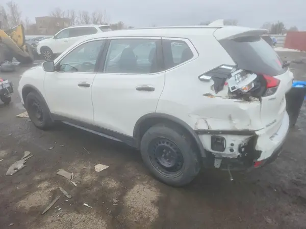JN8AT2MV4HW024456 2017 NISSAN ROGUE - Image 2