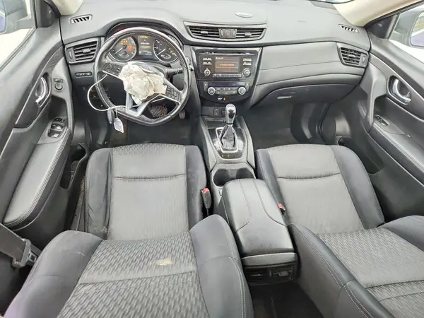 JN8AT2MV4HW024490 2017 NISSAN ROGUE - Image 8