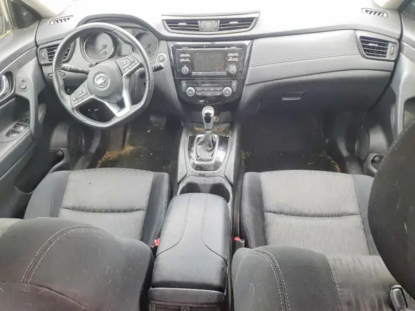 JN8AT2MV4HW025588 2017 NISSAN ROGUE - Image 8