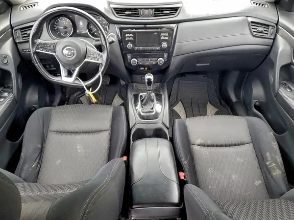 JN8AT2MV4HW028068 2017 NISSAN ROGUE - Image 8