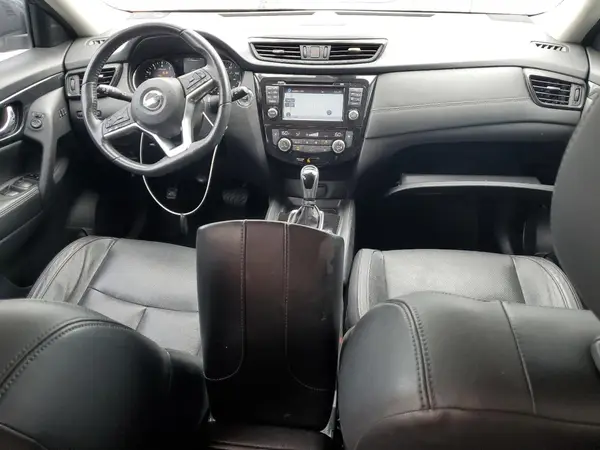 JN8AT2MV4HW028085 2017 NISSAN ROGUE - Image 8