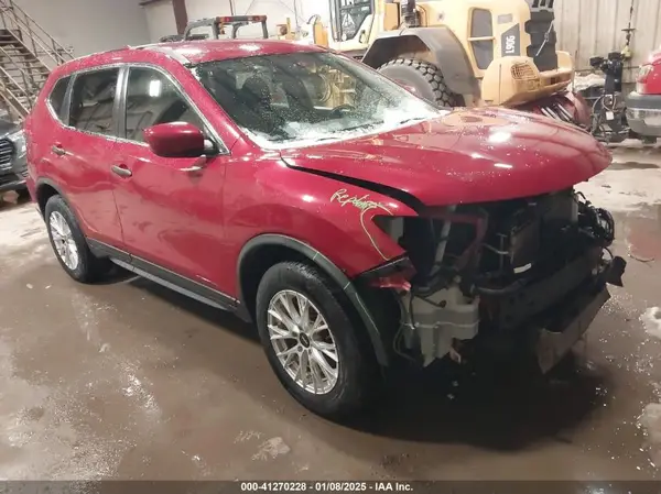 JN8AT2MV4HW251551 2017 NISSAN ROGUE - Image 1