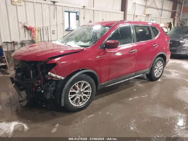 JN8AT2MV4HW251551 2017 NISSAN ROGUE - Image 2