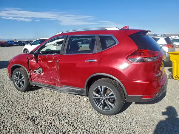 JN8AT2MV4HW256667 2017 NISSAN ROGUE - Image 2