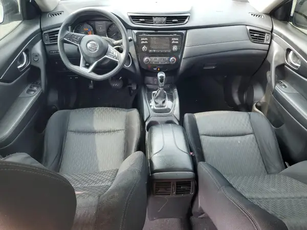 JN8AT2MV4HW257933 2017 NISSAN ROGUE - Image 8