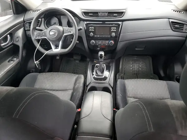 JN8AT2MV4HW257995 2017 NISSAN ROGUE - Image 8