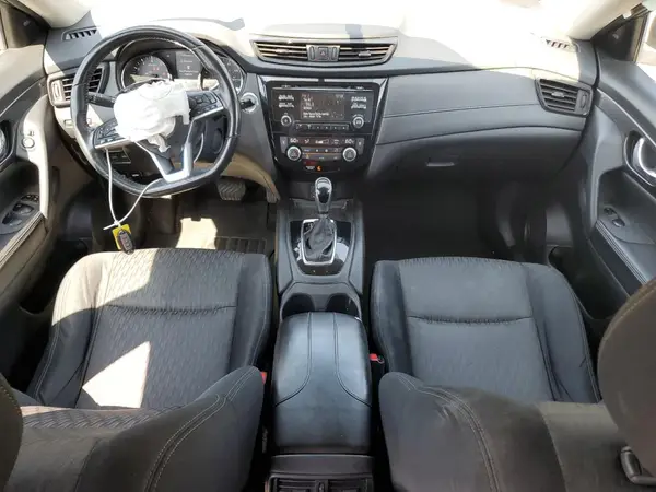 JN8AT2MV4HW258886 2017 NISSAN ROGUE - Image 8